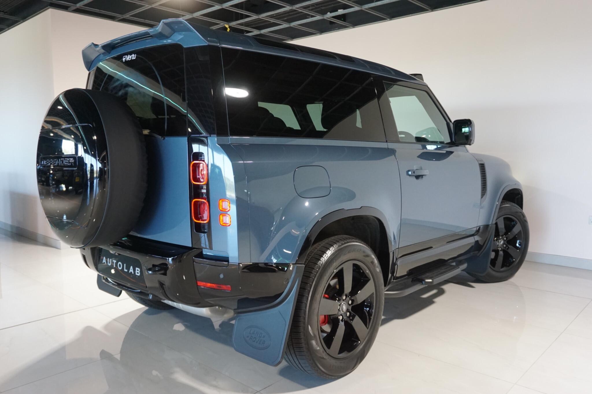 Land Rover Defender 90 3.0 D250 MHEV X-Dynamic HSE SUV 3dr Diesel Auto 4WD Euro 6 (s/s) (250 ps)